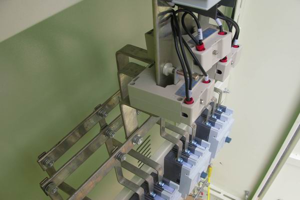 广水配电柜-应急照明配电柜使用对工作人员的具